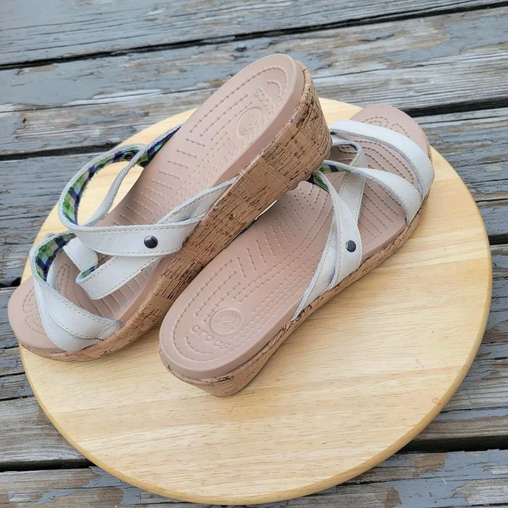 Crocs A-Leigh Women 9 US Cork Wedge Sandals Strappy Cream Neutral Open Toe Plaid